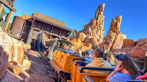 rules for Disney rides | the disney food blog