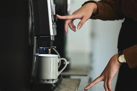 Coffee Machine Side View 的图像结果
