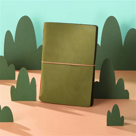 Explorer - Refillable Leather Journal Regalia Paper - Green – Penopedia
