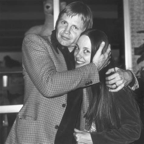 Marcheline Bertrand Movies 60 Photos - Moonagedaydream.film