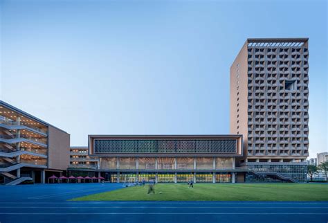 深圳外国语学校宝安学校 / 华阳国际设计集团 | 建筑学院