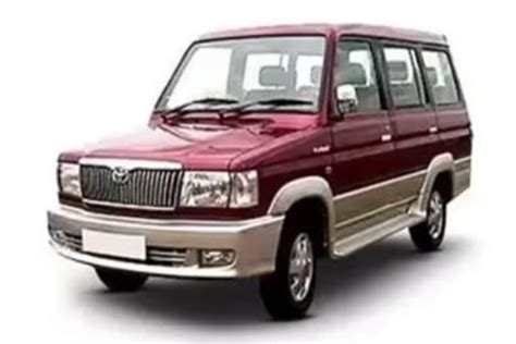 Toyota Qualis Price 2021 - Qualis Car Variants, Mileage and Colors | Droom