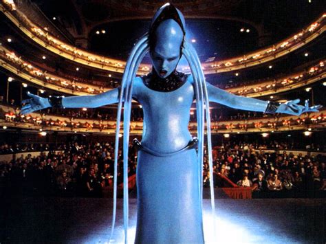 Fifth element opera singer actress - jzaglam