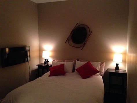 LA TANIERE DE L'OURS - Inn Reviews & Photos (Saint-Donat-de-Montcalm ...