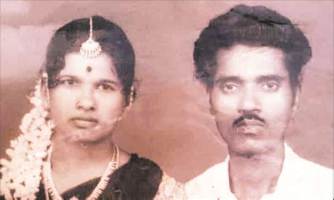 Cohabiting couple even in death: Wife also dies in shock of husband's ...