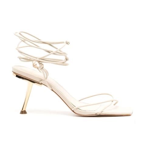 In Soft Focus: Your Swim Essentials for a Hot Girl Summer | Grazia India