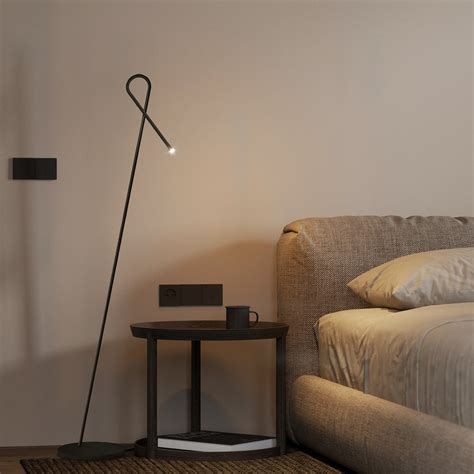 Orion Minimalist LED Linear Matt Black Floor Light – pinglighting.de