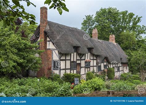 Anne Hathaway`s William Shakespeare`s Wife Famous Thatched Cottage and Garden at Shottery, Just ...