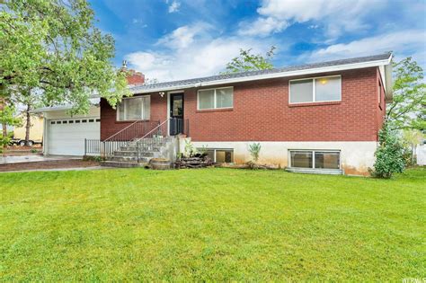 270 S 300 E, Santaquin, UT 84655 - See Est. Value, Schools & More