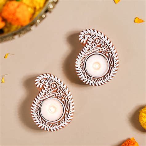 Set Of 2 Elephant Candle Holders With Tea Lights Online - Premium ...