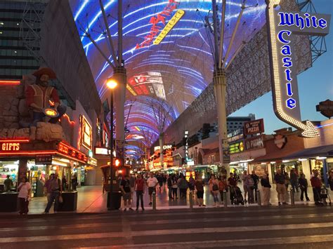 Top 20 Best Free Things To Do & Free Attractions in Las Vegas (Vegas ...