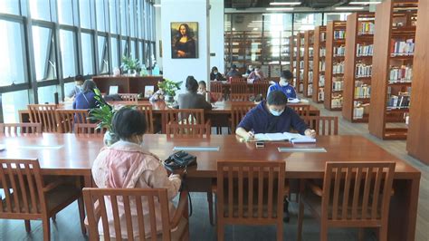 江门市图书馆预计年内完工 市民读书还有好去处_邑闻_江门广播电视台