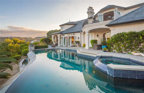 Rancho Santa Fe Neighborhoods: Del Mar Country Club