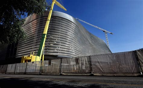 Real Madrid to play with retractable roof closed vs Getafe due to rain forecast - report ...