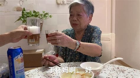 上海89岁老人6岁开始喝酒，年轻时把酒当水喝，看她说一顿喝多少,三农,农民生活,好看视频