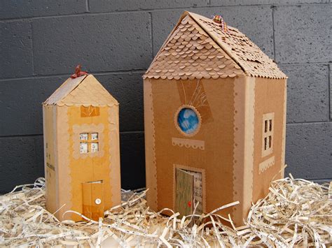 Cardboard Gingerbread House – Peterainsworth