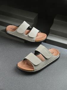 Sandals for Men - Upto 50% to 80% OFF on Sandals & Floaters Online at ...