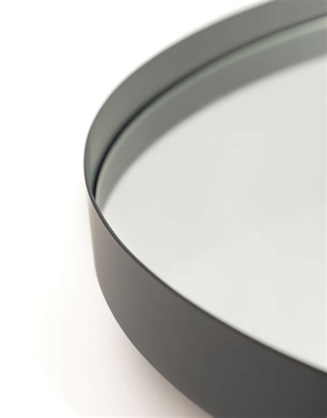 Large Round Mirror 的图像结果