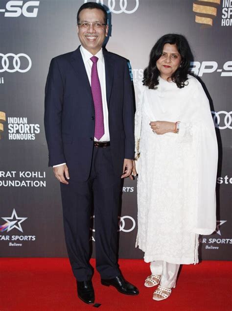 Virat Kohli-Anushka Sharma dazzle at Indian Sports Honours - India Today