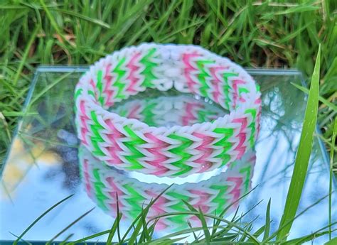 Triple Fishtail Rainbow Loom