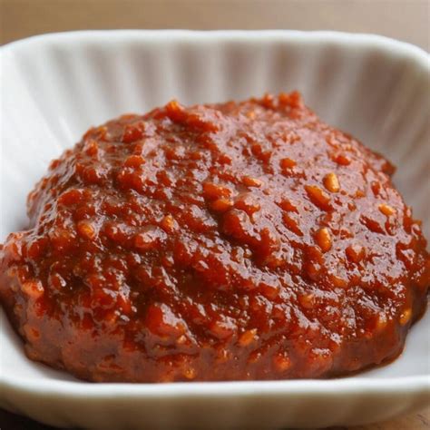 8 Gochujang Substitutes (+ Korean Chili Paste Replacements) - Insanely Good