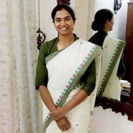 UPSC 2016: First graduate in family cracks civil service exams in ...