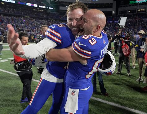 Khalil Shakir to still drive Subaru after $60M Buffalo Bills contract