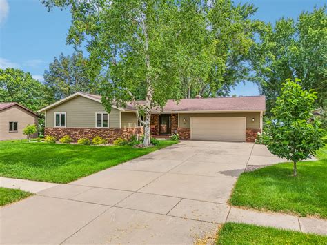 811 John St, Waunakee, WI 53597 | Zillow Media Experts