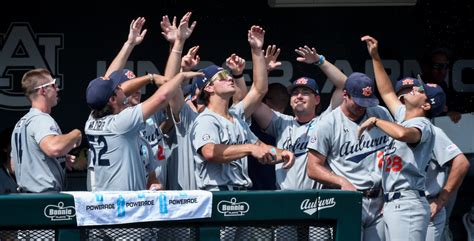 Coastal Carolina pulls even with Auburn baseball: Super regional Live ...