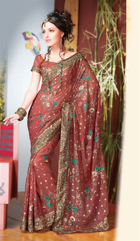 How to Choose a Wedding Saree – Part 1 – India's Wedding Blog
