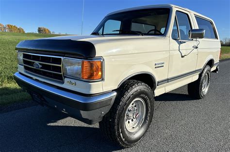 No Reserve: 1990 Ford Bronco XLT for sale on BaT Auctions - sold for $19,275 on November 20 ...
