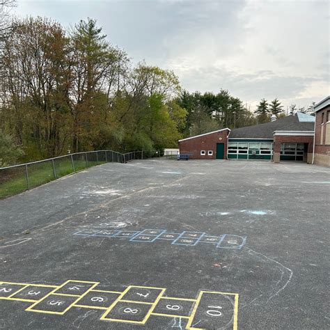 Facilities Robinson Playground | Mansfield Public Schools