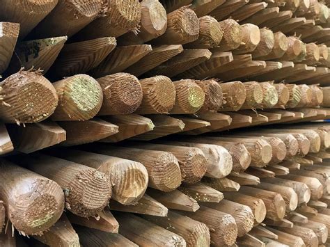 Round Wooden Fence Posts HC4 Pressure treated, 1.2m x 40mm - 20 Posts ...