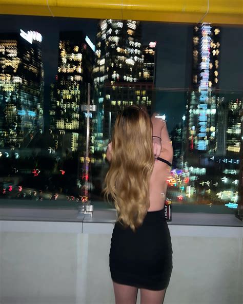 Chloe W Breen | I called 911 five minutes later | Instagram