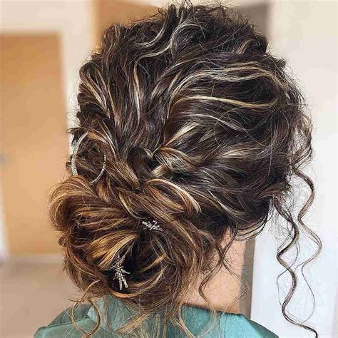 Natural Curly Hairstyles Updos