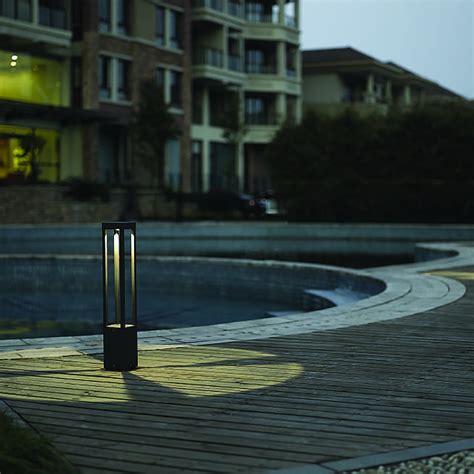 Rise LED Outdoor Bollard Light for Beautiful Patterns| LightsAndLiving