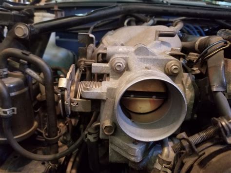 Your Throttle Body Could Use a Clean-Out