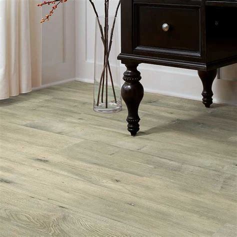 Shaw Simplicity Plus 12mm Laminate Call Now for a Great Deal – Woodwudy ...