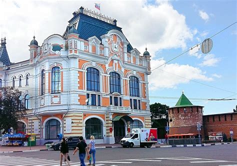 POZHARSKY AND MININ SQUARE (Nizhny Novgorod) - What to Know Before You Go
