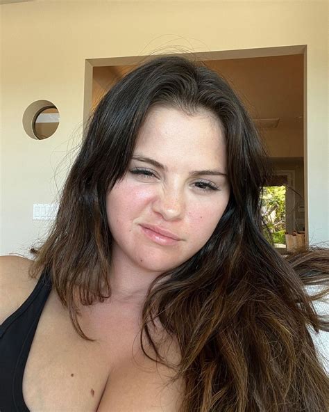 Selena Gomez Without Makeup
