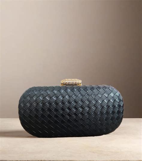 Fabric Clutch – VRPS Handicrafts