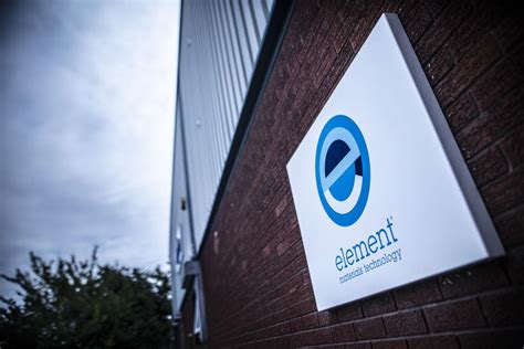 Element Material Technology Logo 的图像结果