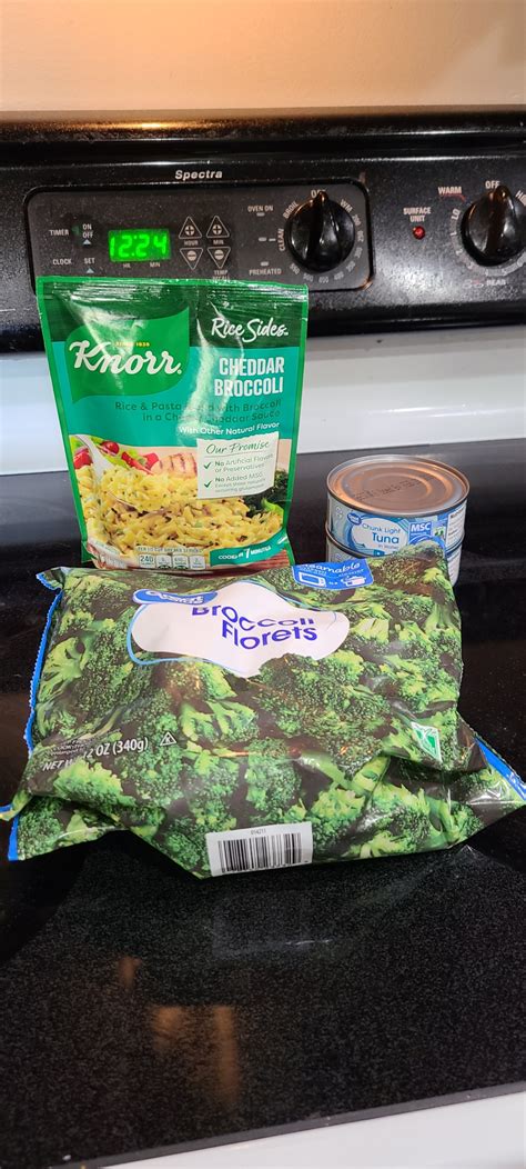 4-Ingredient Knorr Tuna Broccoli Cheddar Rice - No Getting Off This Train