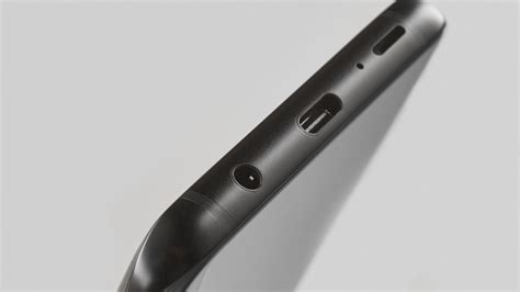 6 Best Smartphones That Still Have a Headphone Jack (2019) | WIRED