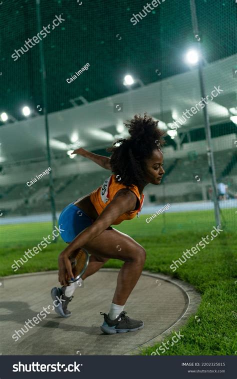 Image result for Female Discus Throwing