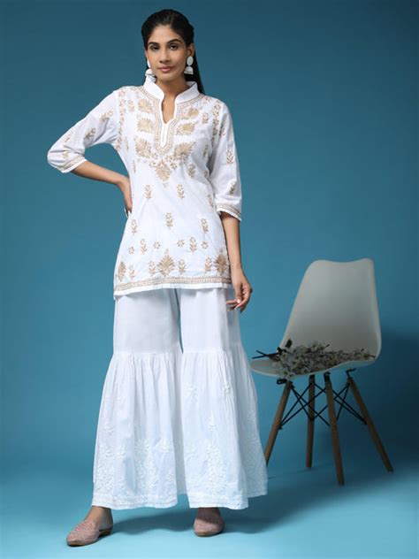 Celebrate Women's Day with Chikankari Clothing - House Of Kari ...
