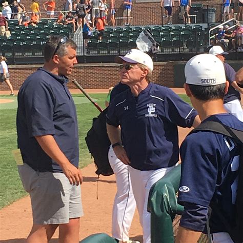 Baseball Umpire 的图像结果