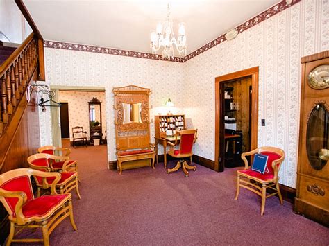 Boultinghouse Funeral Home | Rockport & Chrisney, IN.