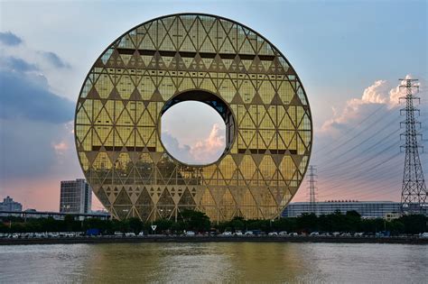 【广州圆大厦（上）摄影图片】风光摄影_太平洋电脑网摄影部落