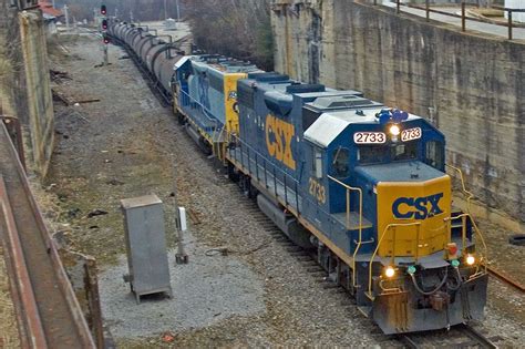 CSX 2733